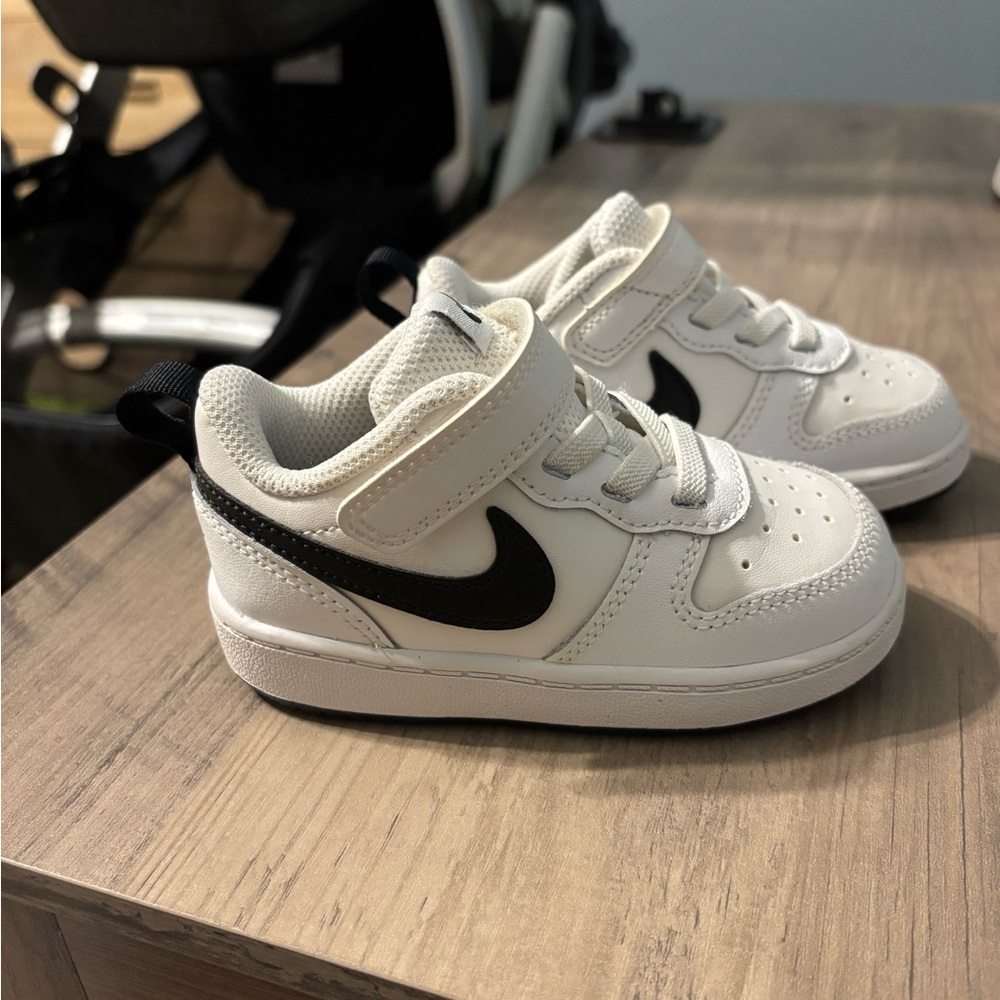 Nike court borough low recraft shoe
